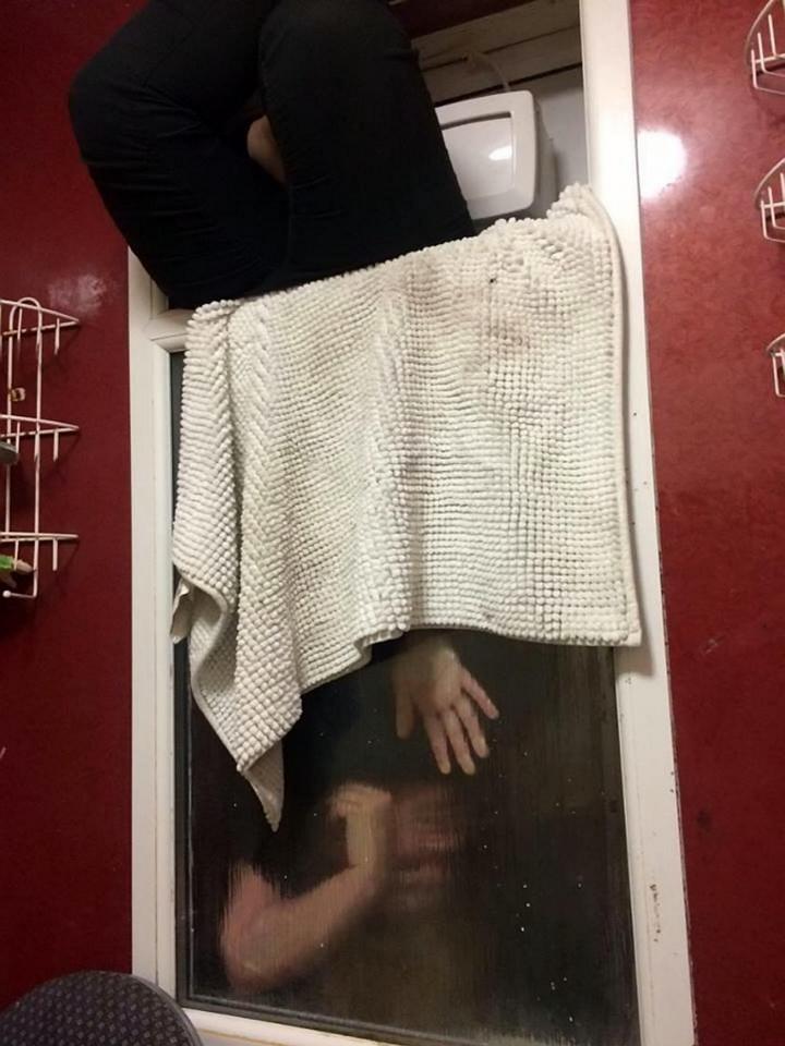Woman Ends Tinder Date Stuck In Window Trying To Retrieve 