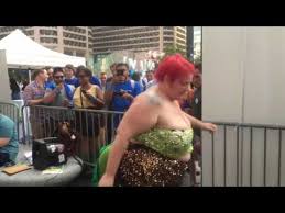 Big Tits Goon-Zilla Strips Naked In Front Of Trump Tower