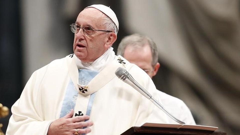 Pope Claims Social Media is a Major Distraction