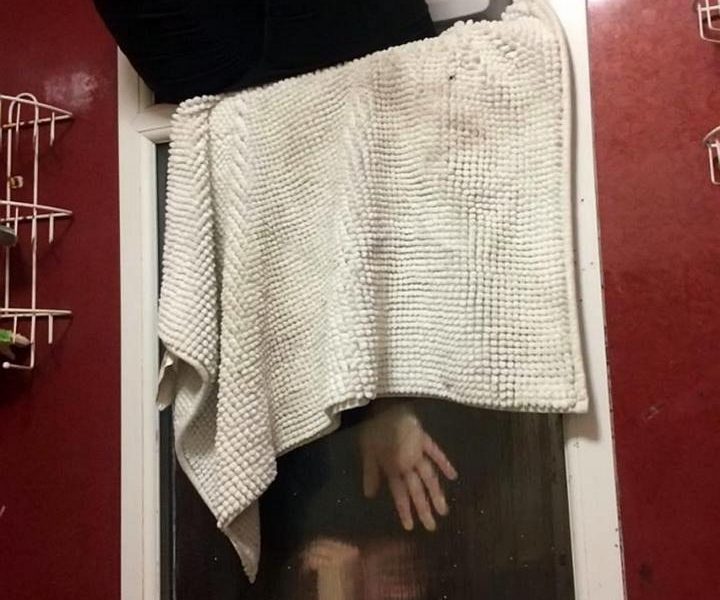 Girl On Tinder Date Got Stuck In Window Trying To Retrieve Her Own Poop